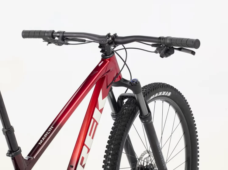 RoweryTrek/RowerMTBTrek/RowerMARLIN7/TrekMARLIN7RedLithiumGreyFade/2.webp