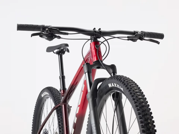 RoweryTrek/RowerMTBTrek/RowerMARLIN7/TrekMARLIN7RedLithiumGreyFade/3.webp