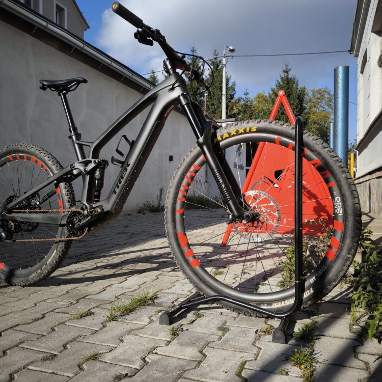RoweryTrek/RowerMTBTrek/RowerFUELEXe9.8/TrekFELEXe9.8MatteDnisterBlack/4.webp
