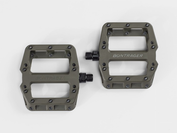 BontragerLineElitePedal_23423_F_Hero.jpg