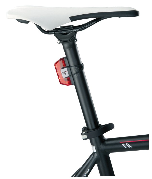 LampkaTyłTopeak/LampkiTopeak/LampkaTyłTopeakRedLite/4.webp