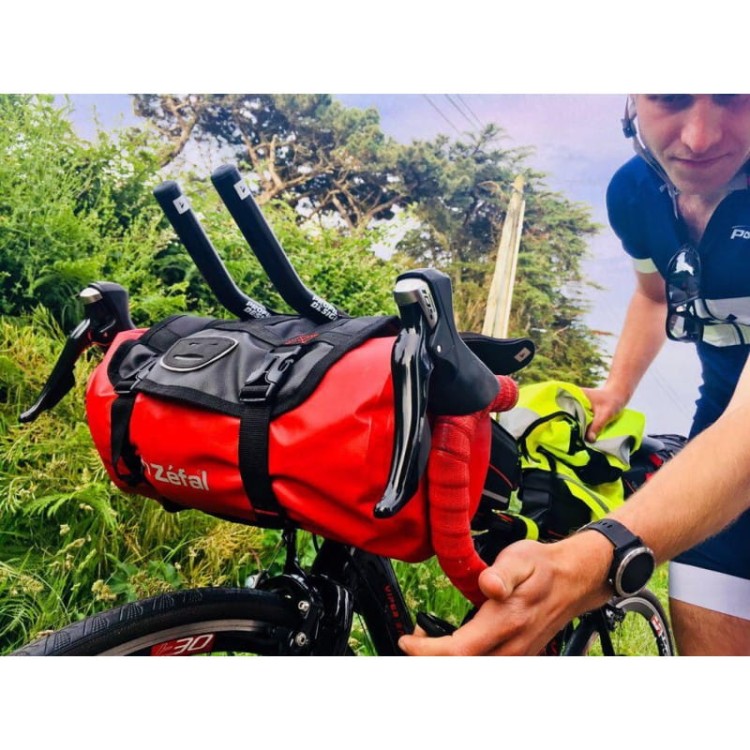 zefal-bikepacking-torba-na-kierownice-z-adventure.jpg
