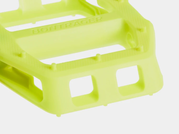 BontragerLineCompFlatPedal_35809_C_Alt2.webp