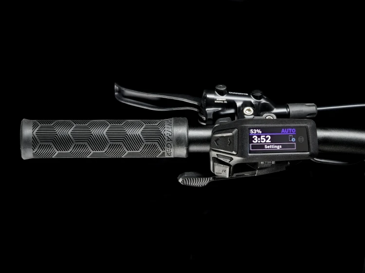 RoweryElektryczneTrek/RowerMTBTrek/RowerMARLIN6+/TrekMARLIN6Crimson/8.webp