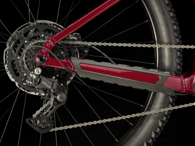 RoweryElektryczneTrek/RowerMTBTrek/RowerMARLIN6+/TrekMARLIN6Crimson/11.webp