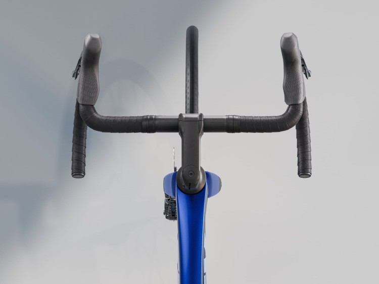 RoweryTrek/RowerSzosowyTrek/RowerMadoneSL5/TrekMadoneSL5HexBlue/5.webp