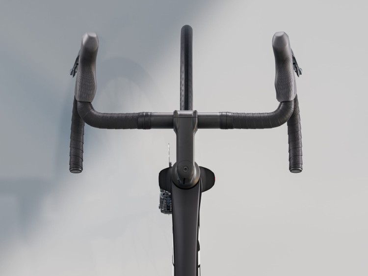 Trek Madone SL 5 Gen 8 Matte Deep Smoke