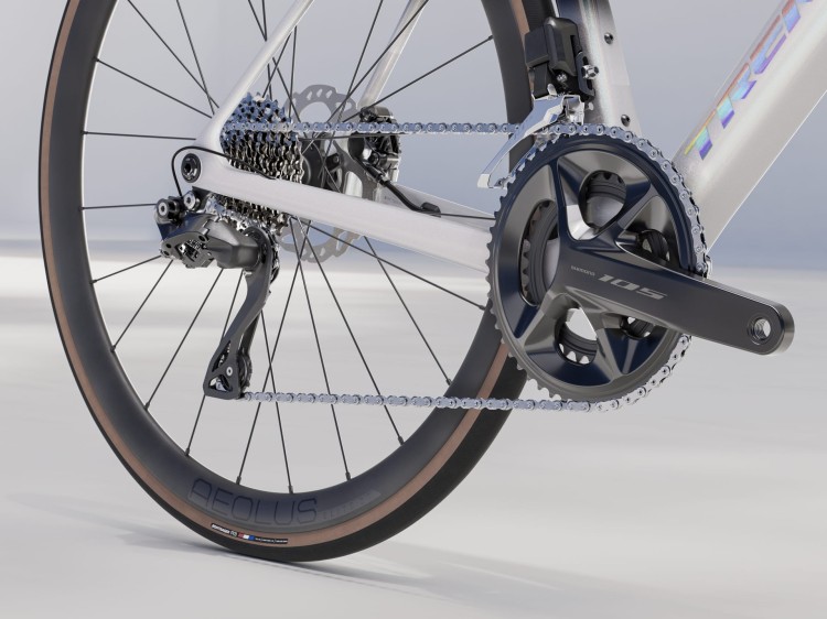 RoweryTrek/RowerSzosowyTrek/RowerMadoneSL6/TrekMadoneSL6WhitePrismatic/6.webp