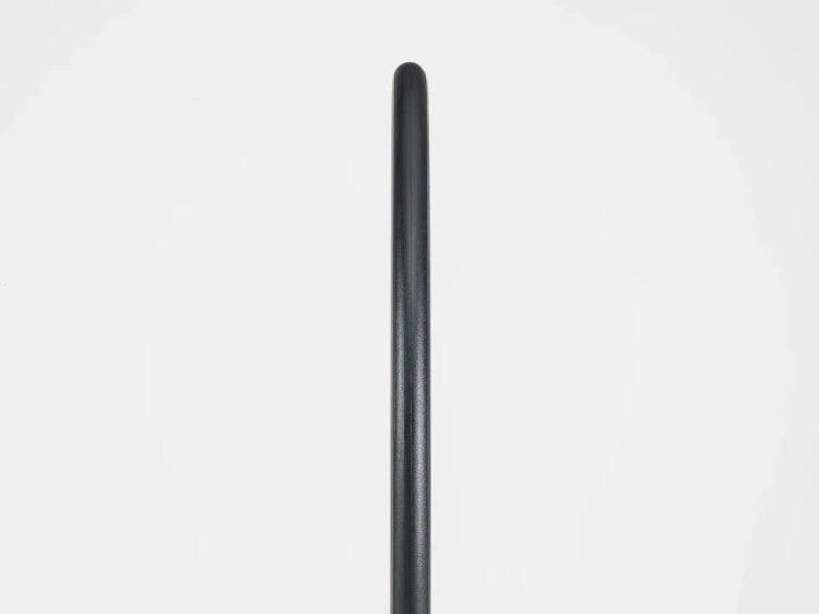 BontragerR1RoadTire_08646_G_Alt1.webp