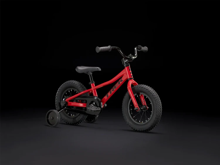 Precaliber12_23_36265_A_Portrait.webp